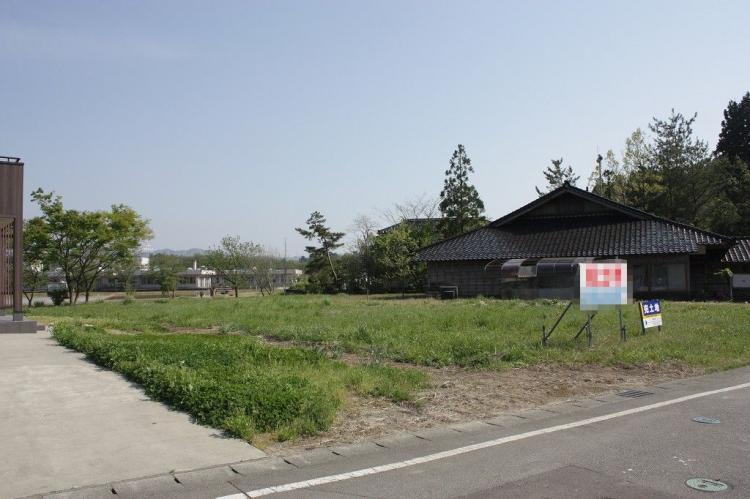 402坪の広大な敷地 新潟県刈羽郡刈羽村入和田 の物件情報 土地 売買物件 住まいるパーク 新潟 長岡 上越